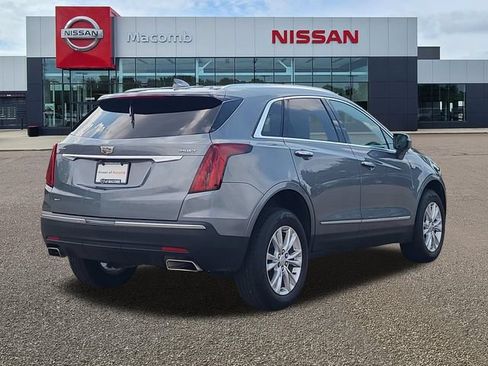 Used 2022 Cadillac XT5 Luxury w/ LPO, Floor Liner Package AWD/4WD image 7