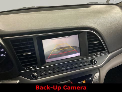 Used 2018 Hyundai Elantra SEL FWD image 10