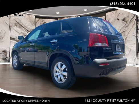 Used 2013 Kia Sorento LX AWD/4WD image 5
