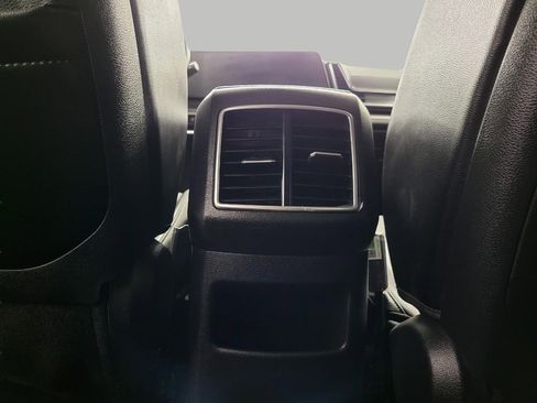 Used 2025 Kia Sportage EX image 22