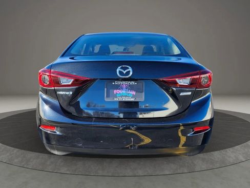 Used 2016 MAZDA MAZDA3 i Sport image 4