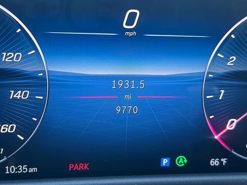 Used 2025 Mercedes-Benz E 350 Sedan image 32