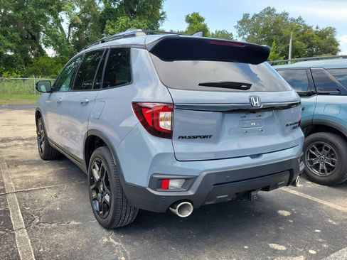 Used 2024 Honda Passport Black Edition image 4