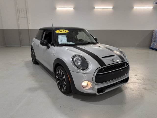 Used 2019 MINI Cooper S FWD image 4
