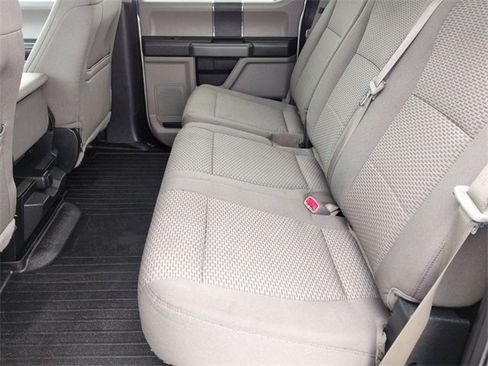 Used 2016 Ford F150 XLT image 23