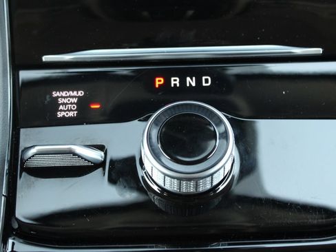 Used 2022 Jeep Grand Cherokee L Limited AWD/4WD image 26