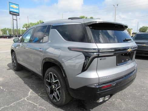 New 2026 Chevrolet Traverse High Country FWD image 7