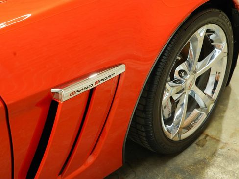Used 2013 Chevrolet Corvette Grand Sport w/ 2LT Preferred Equipment Group RWD image 65
