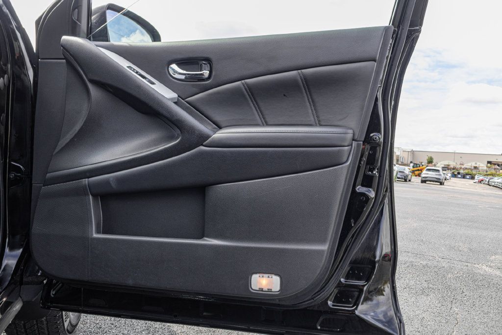 Used 2014 Nissan Murano SL w/ Navigation Package AWD/4WD image 35
