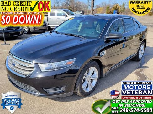 Used 2017 Ford Taurus SE image 1
