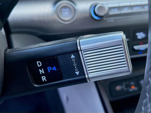 Certified 2024 Hyundai Kona SEL w/ Convenience Package image 13