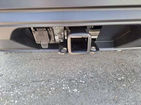 New 2026 Volkswagen Atlas SE image 31