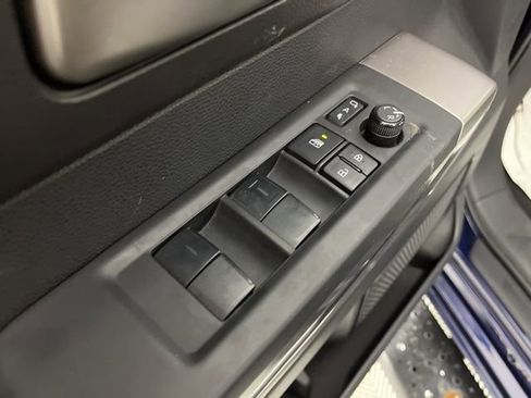 Used 2022 Toyota Tundra SR5 w/ TRD Off-Road Premium Package image 33