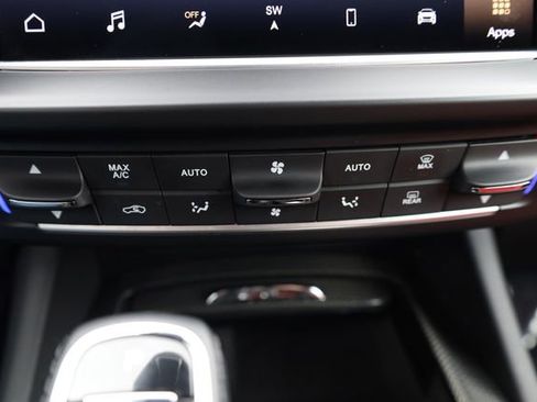 Used 2022 Maserati Levante Modena image 19