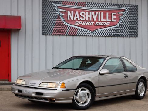 Used 1990 Ford Thunderbird Super RWD image 5