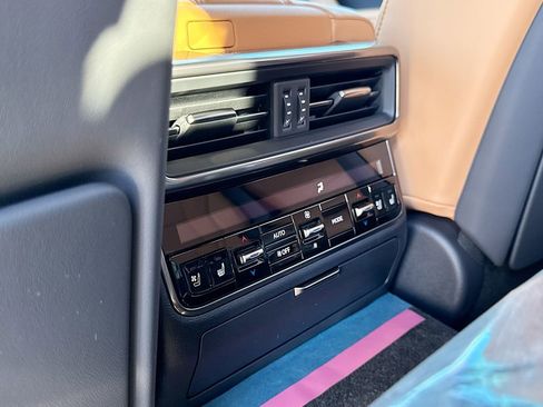 New 2025 Lexus LX 700h Luxury image 38