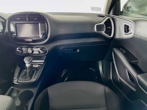 Used 2024 Kia Soul LX w/ Option Group 015 image 22