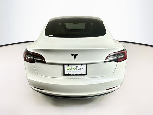Used 2021 Tesla Model 3 Standard Range Plus RWD image 7