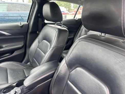 Used 2018 INFINITI QX30 Premium w/ Navigation Package AWD/4WD image 36