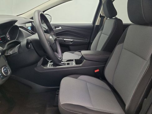 Used 2019 Ford Escape SE image 17