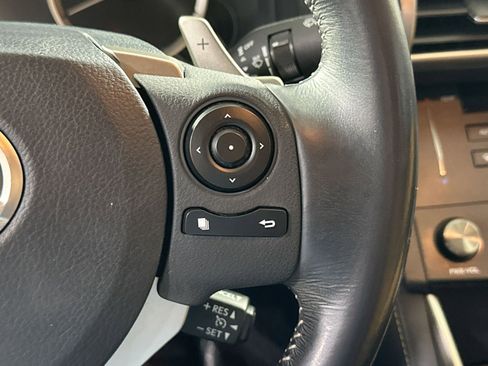 Used 2016 Lexus IS 200t image 19