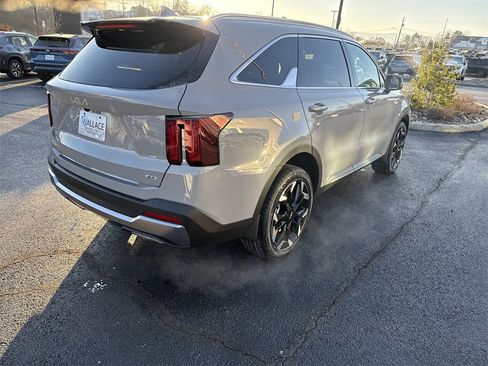 New 2026 Kia Sorento EX image 4
