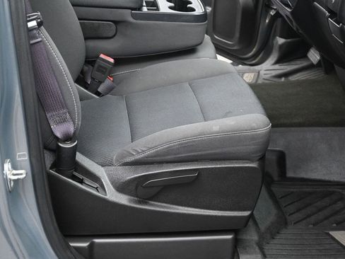 Used 2017 Chevrolet Silverado 1500 LT w/ All Star Edition image 10