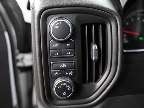 Used 2022 Chevrolet Silverado 1500 Custom Trail Boss w/ Safety Confidence Package image 18