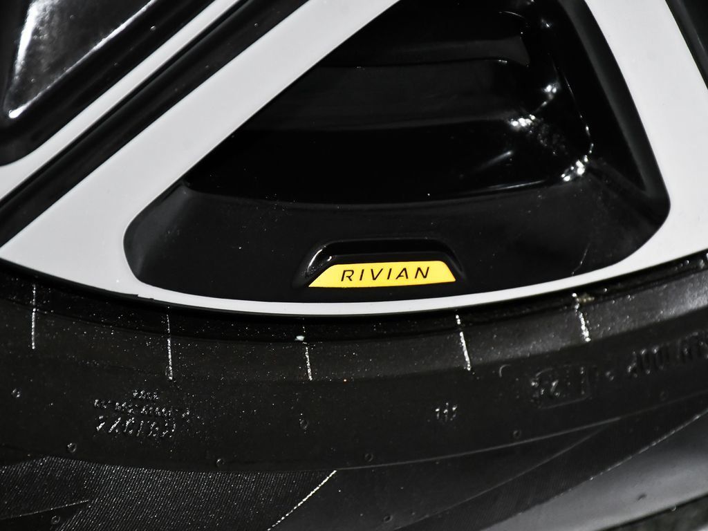 Used 2022 Rivian R1S Launch Edition Quad AWD/4WD image 81