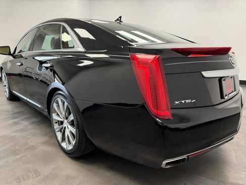 Used 2013 Cadillac XTS Luxury w/ Driver Awareness Package image 21