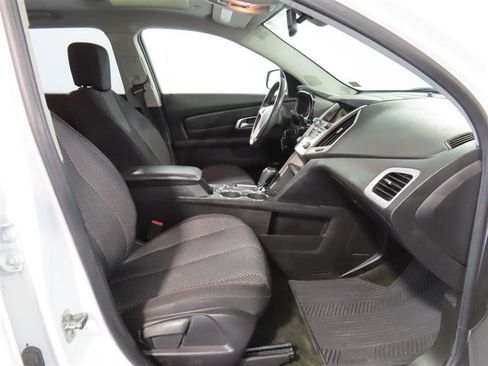 Used 2017 GMC Terrain SLE w/ Nightfall Package image 31