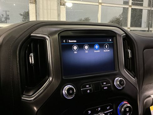 Used 2022 GMC Sierra 3500 Denali AWD/4WD image 19