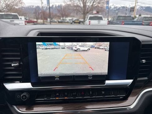 Used 2025 Chevrolet Silverado 1500 LT image 24