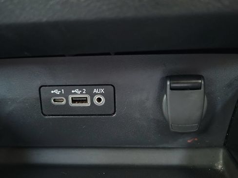 Used 2024 Nissan Altima 2.5 SV FWD image 18