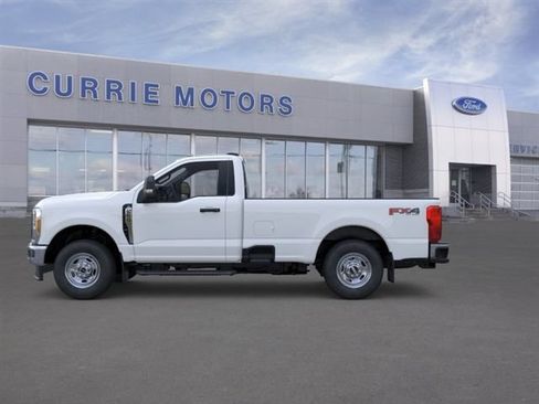 New 2026 Ford F250 XL w/ FX4 Off-Road Package AWD/4WD image 3