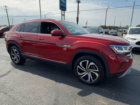 Used 2021 Volkswagen Atlas Cross Sport SEL Premium AWD/4WD image 2