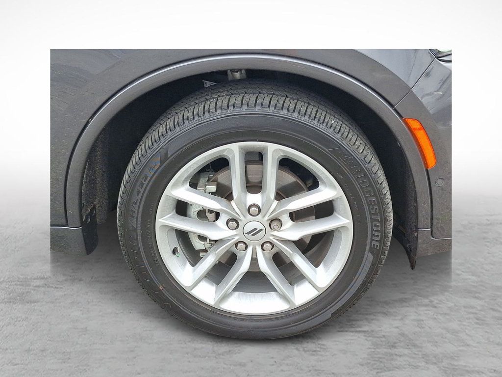 Used 2025 Dodge Durango R/T AWD/4WD image 9