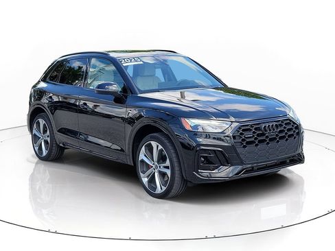 Certified 2025 Audi Q5 2.0T Premium Plus AWD/4WD image 1