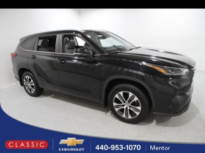 Used 2023 Toyota Highlander XLE