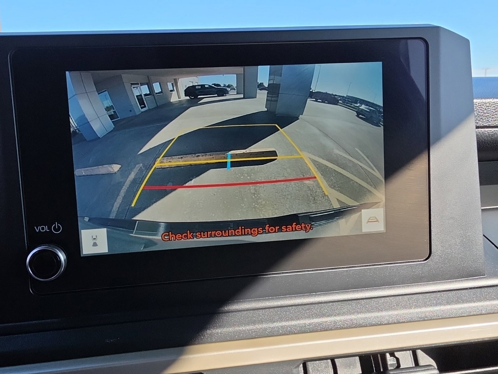 Used 2025 Toyota Tacoma SR AWD/4WD image 11