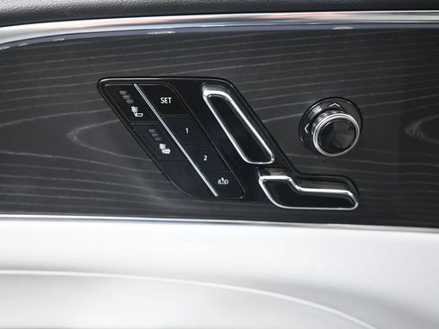 Used 2024 Cadillac Lyriq Luxury w/ LPO, Floor Liner Package AWD/4WD image 11