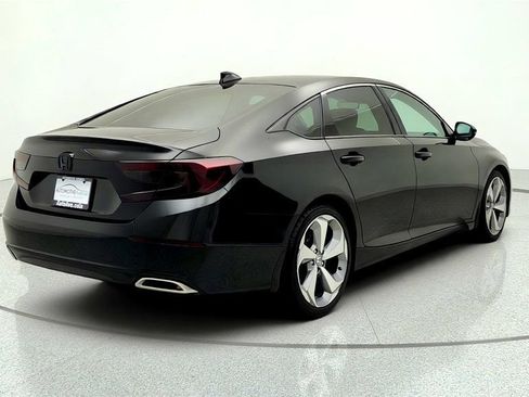 Used 2019 Honda Accord Touring image 5