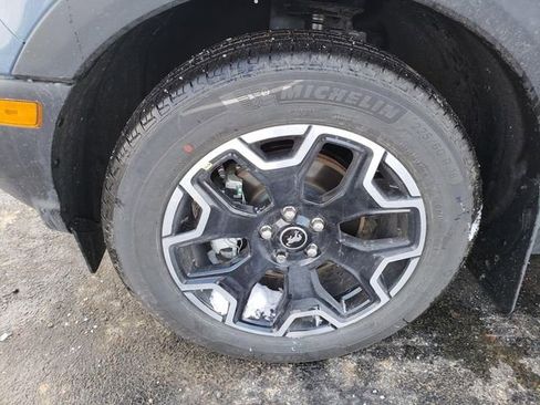 New 2025 Ford Bronco Sport Outer Banks image 25