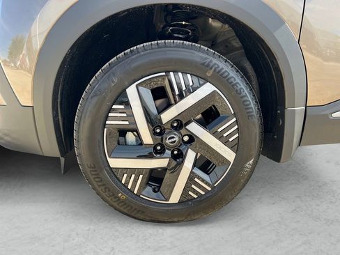 New 2026 Nissan Kicks SV image 23