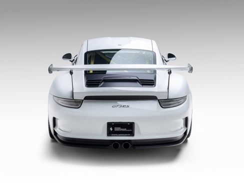 Used 2016 Porsche 911 GT3 RS image 16