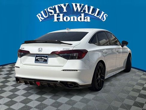 Used 2025 Honda Civic Sport image 2
