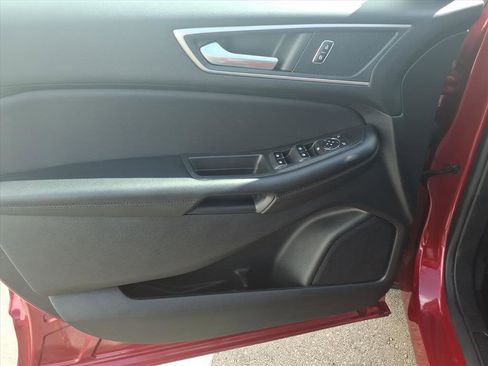 Certified 2022 Ford Edge SEL w/ Convenience Package image 11