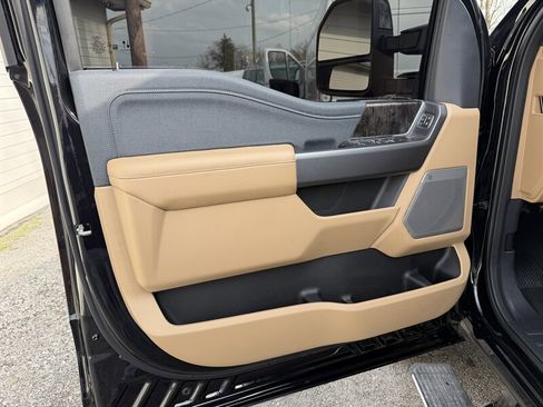 Used 2026 Ford F350 Lariat w/ Tremor Off-Road Package image 18