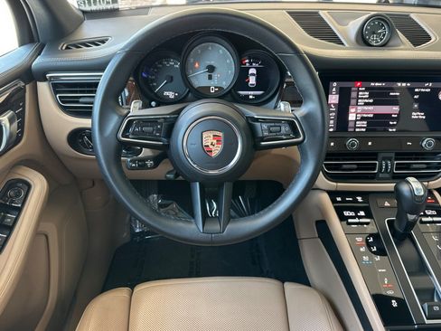 Certified 2023 Porsche Macan S AWD/4WD image 14