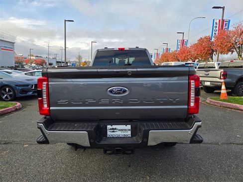 Used 2024 Ford F250 Lariat image 6